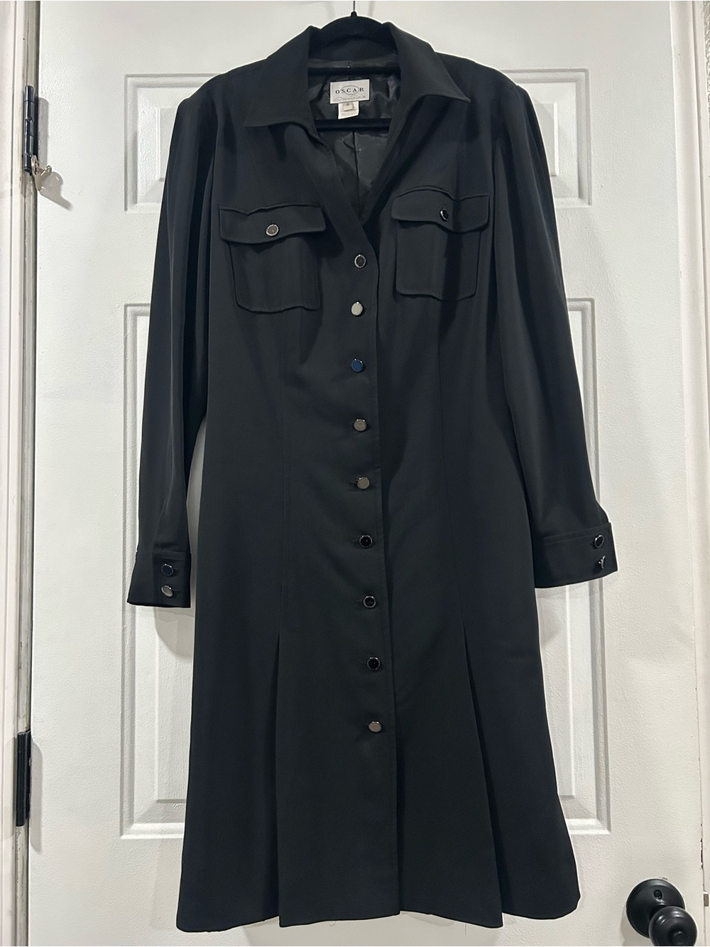 Oscar de la Renta Black Long-Sleeve Button Front Dress